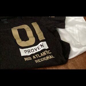 CrossFit T-shirt NWOT